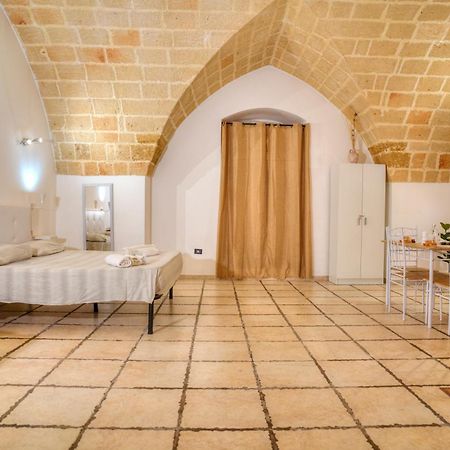History Station Apartment Brindisi Exterior foto