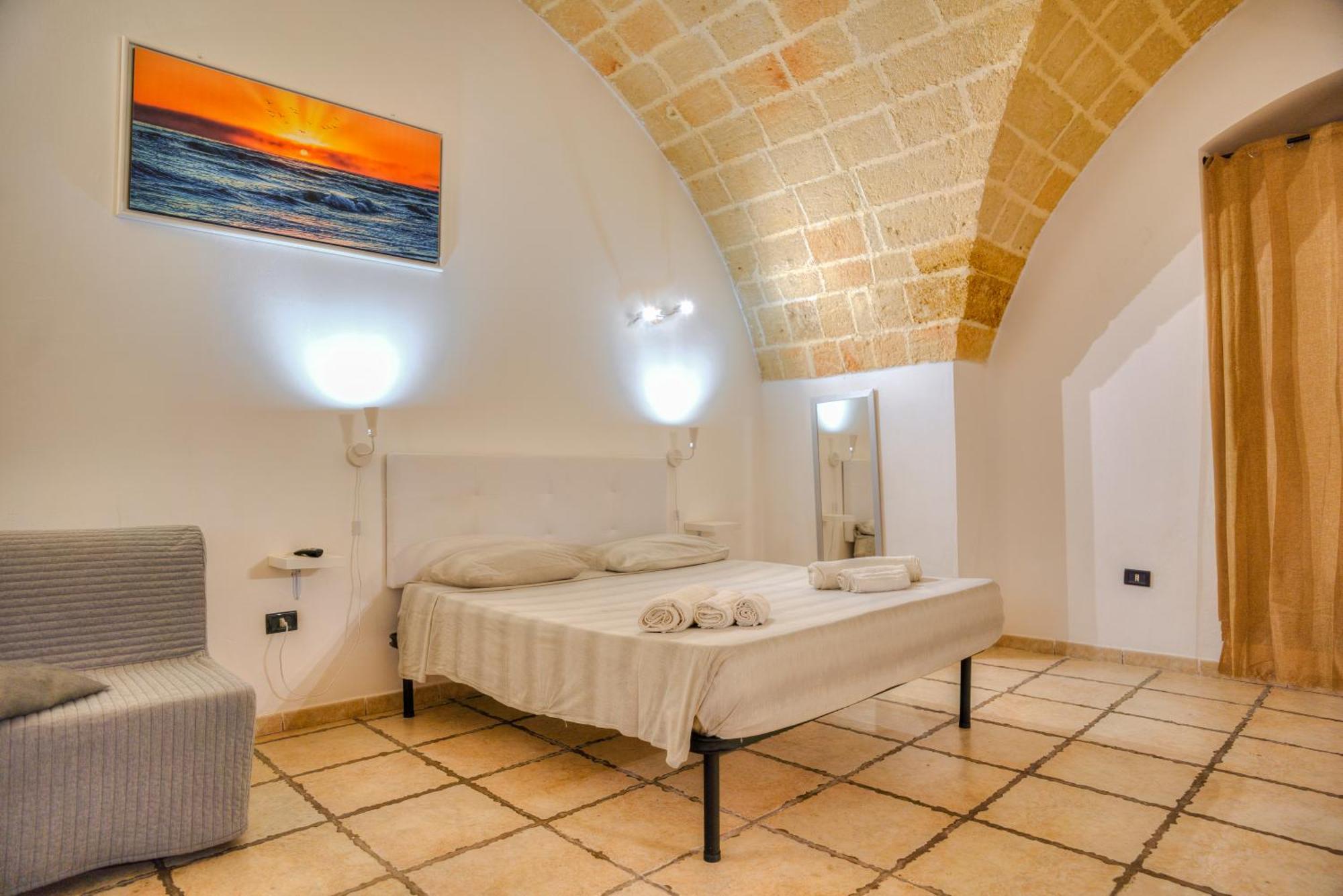 History Station Apartment Brindisi Exterior foto