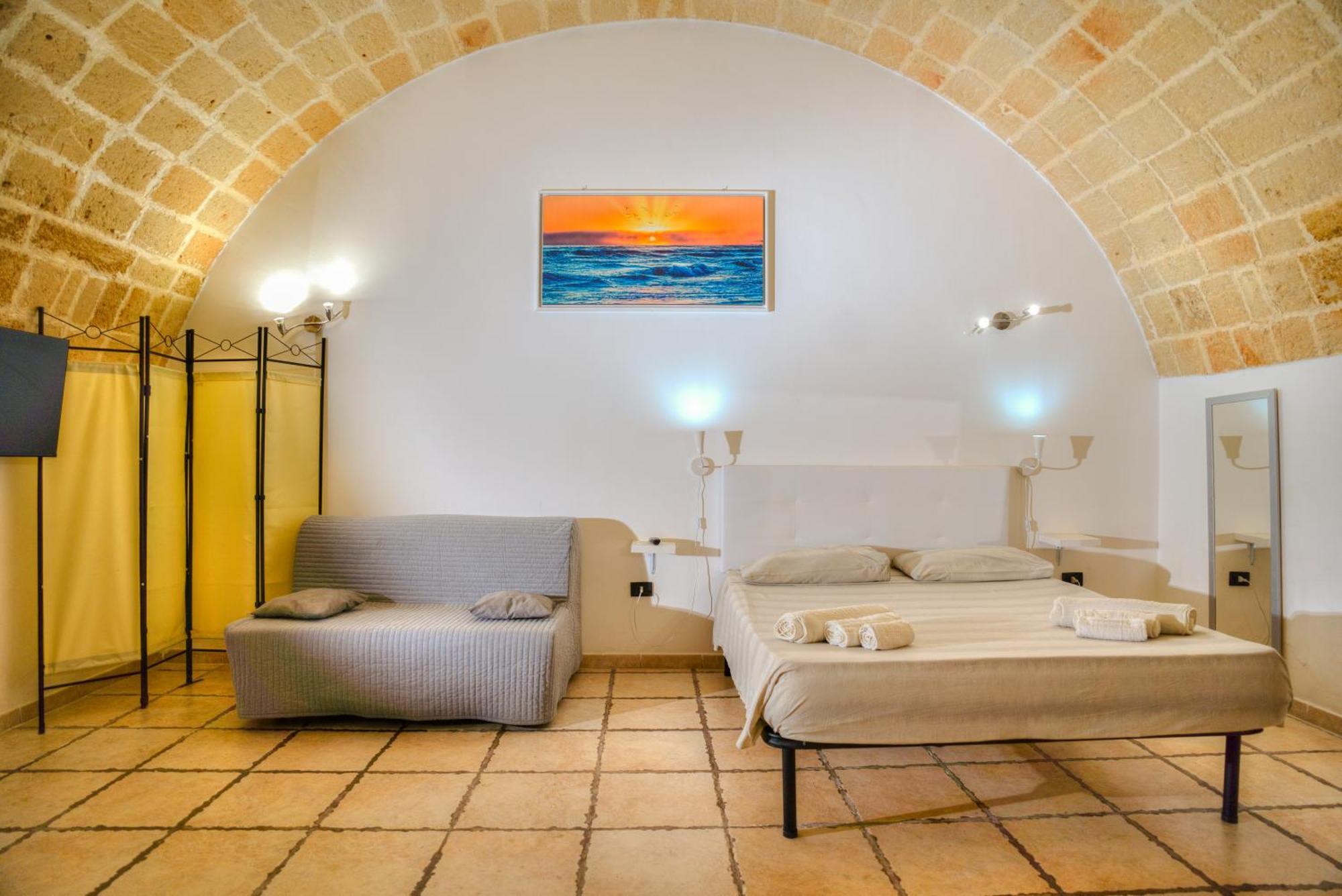 History Station Apartment Brindisi Exterior foto